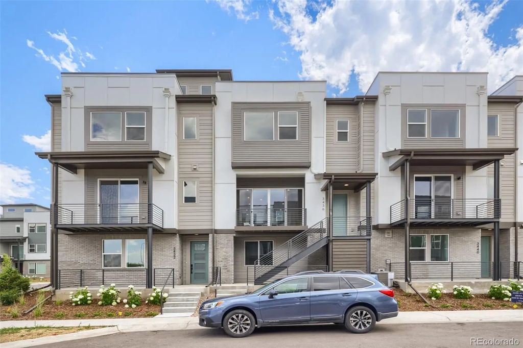 3436 W Elmhurst Place, Littleton
