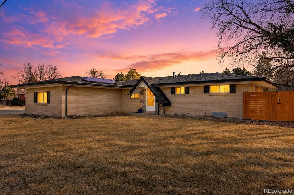 1880 S Monaco Parkway, Denver