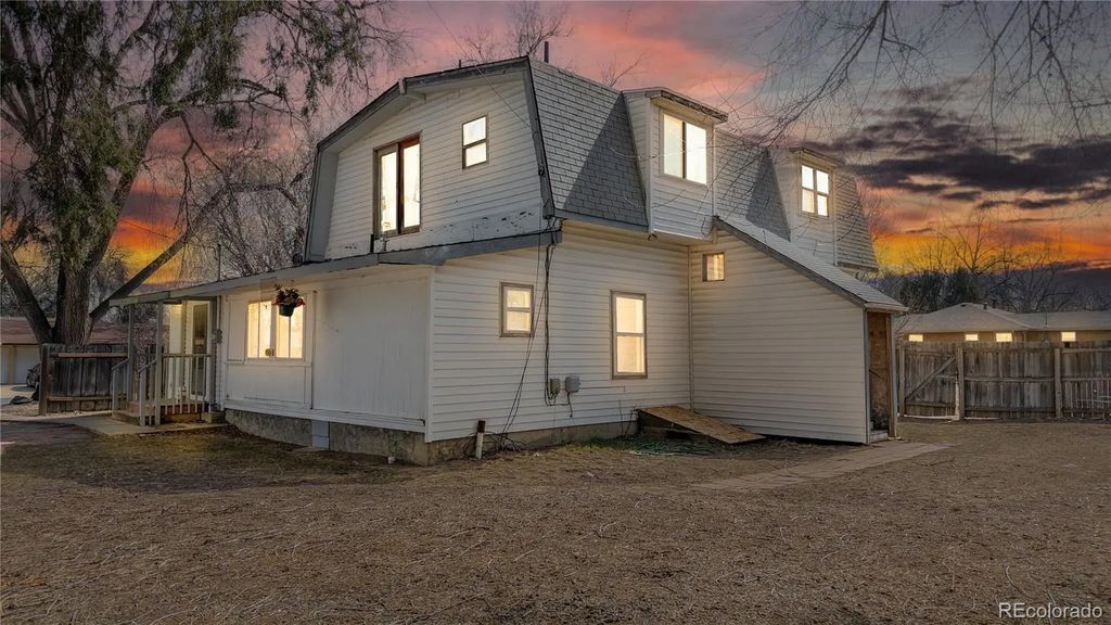 1402 9th Avenue, Longmont