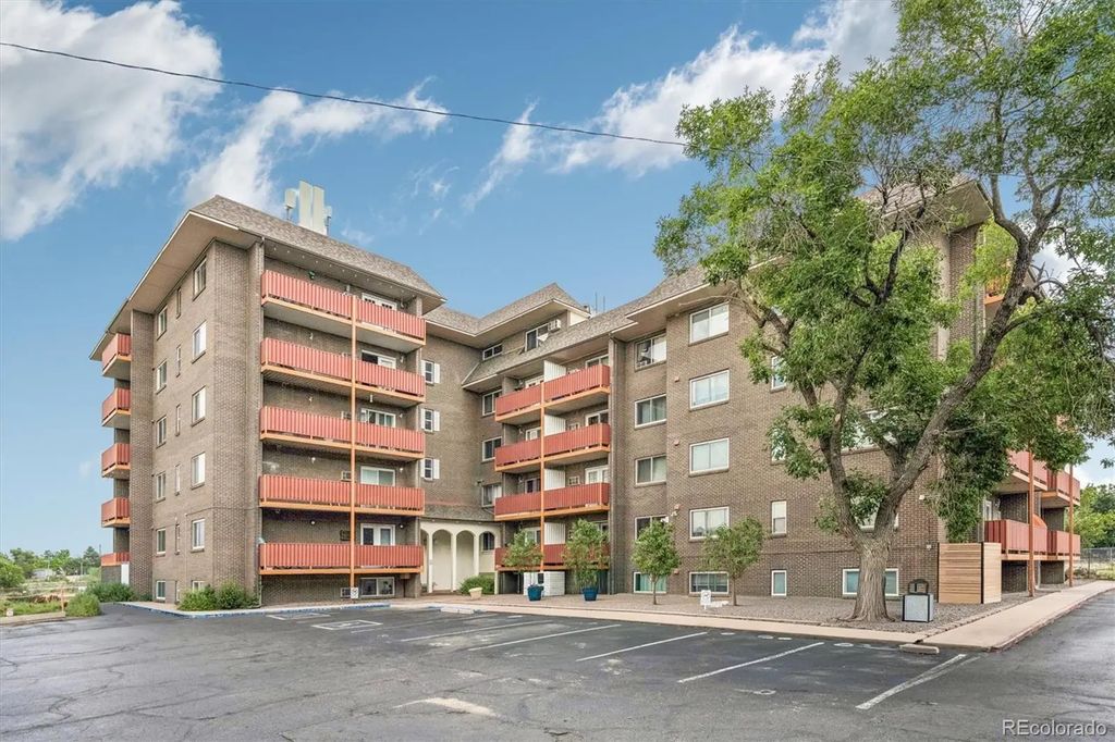 3047 W 47th Avenue 308, Denver