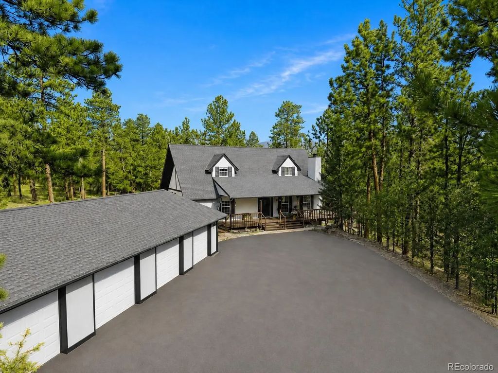 410 Spring Drive, Pine
