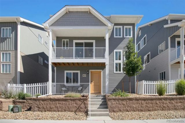 18633 E 54th Avenue, Denver