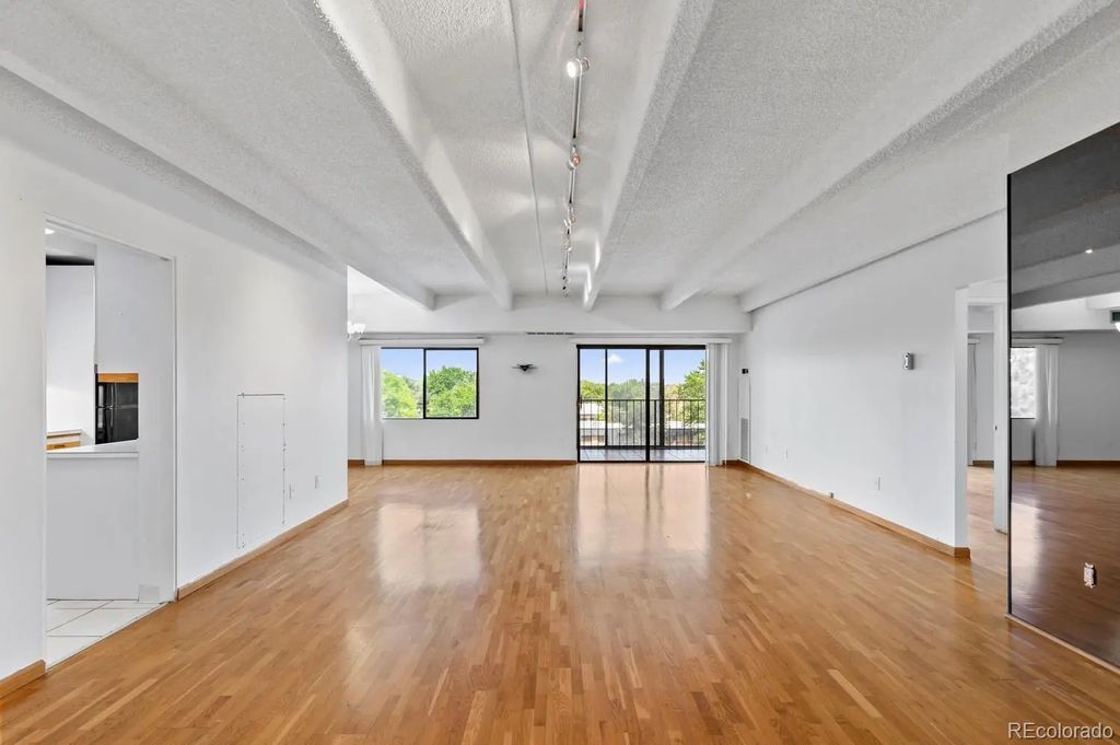 7877 E Mississippi Avenue 402, Denver