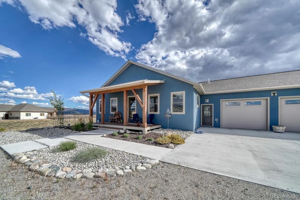 15669 Paintbrush Street, Buena Vista