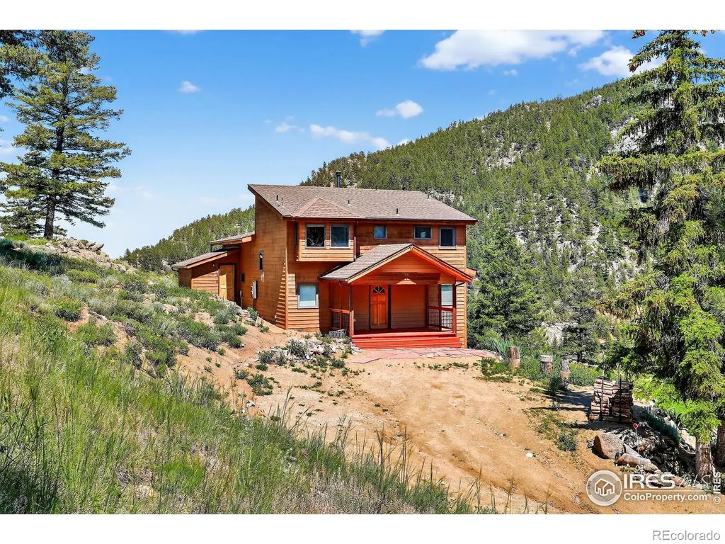 192 Nugget Hill Road, Jamestown