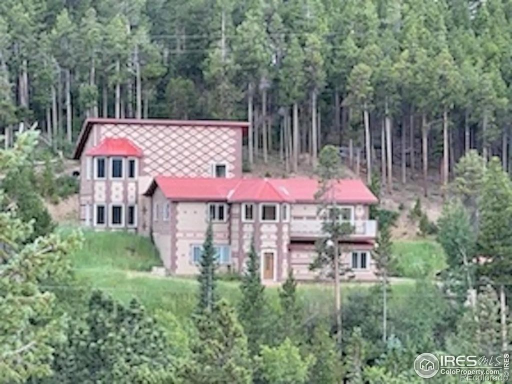 8 Valley View Drive, Nederland