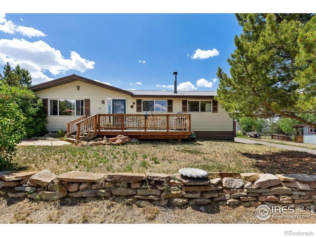372 Logan Street, Walden