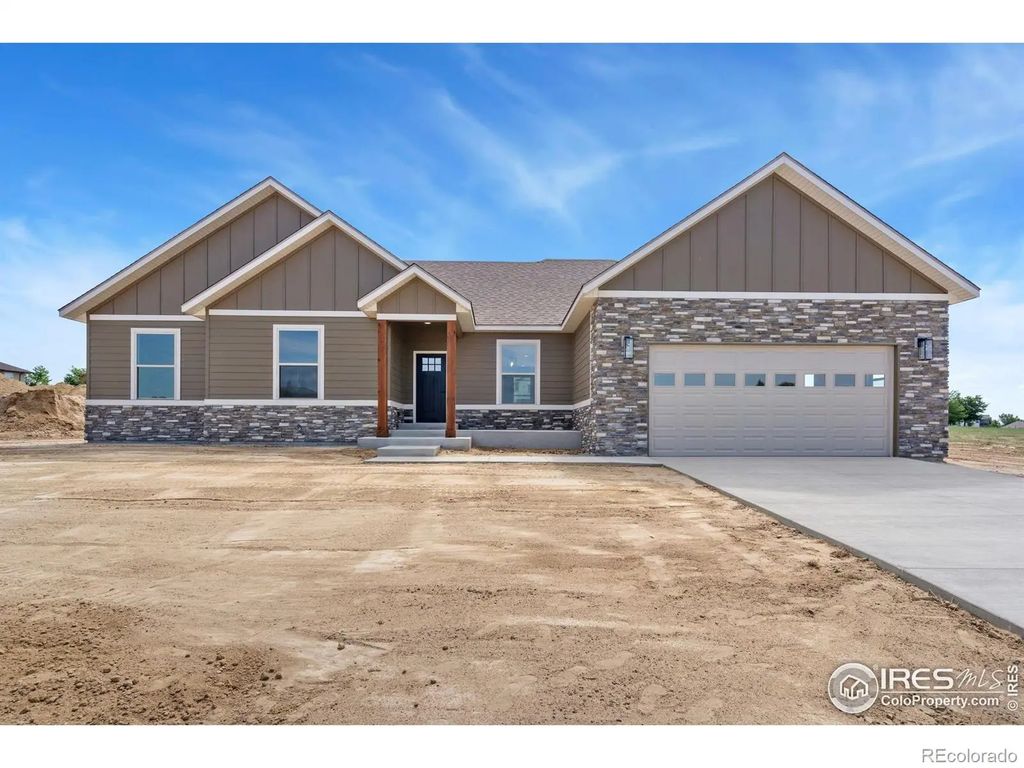 32 Lakeview Circle, Fort Morgan