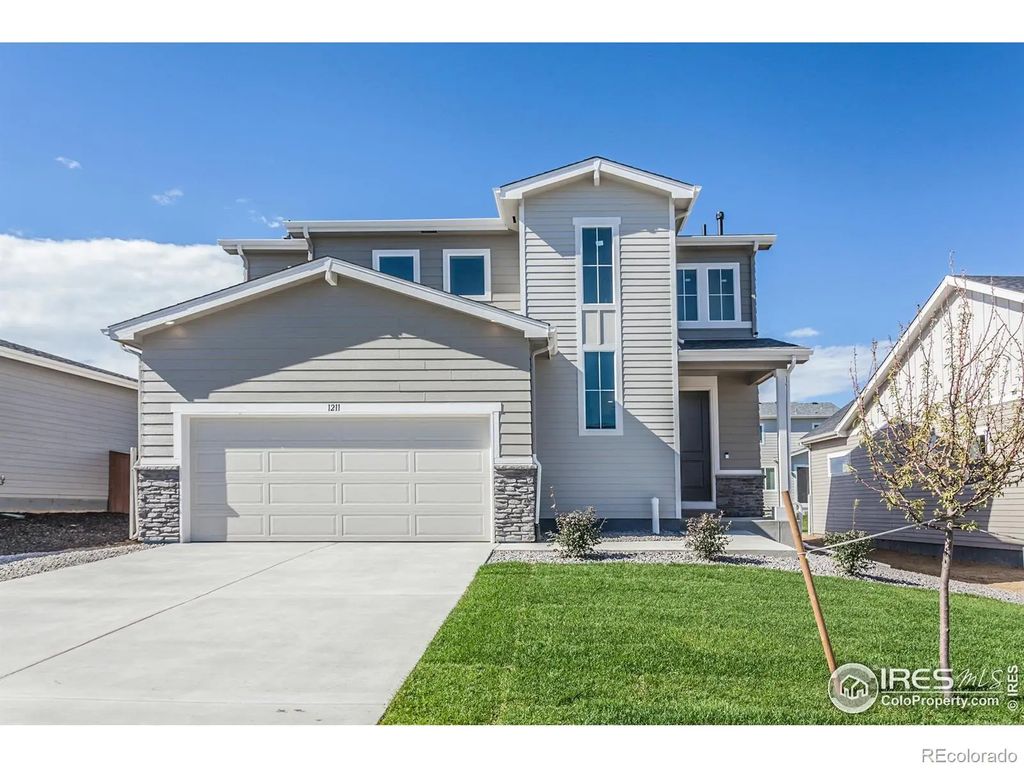1211 105th Ave Ct, Greeley