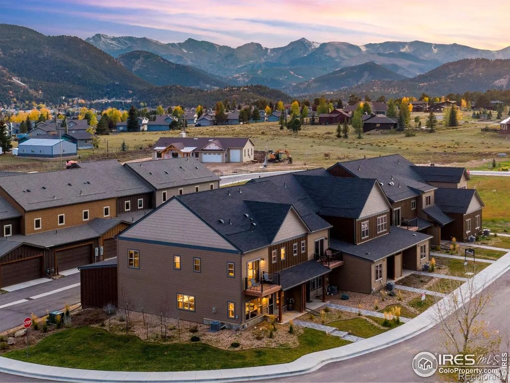 1728 Continental Peaks Circle, Estes Park