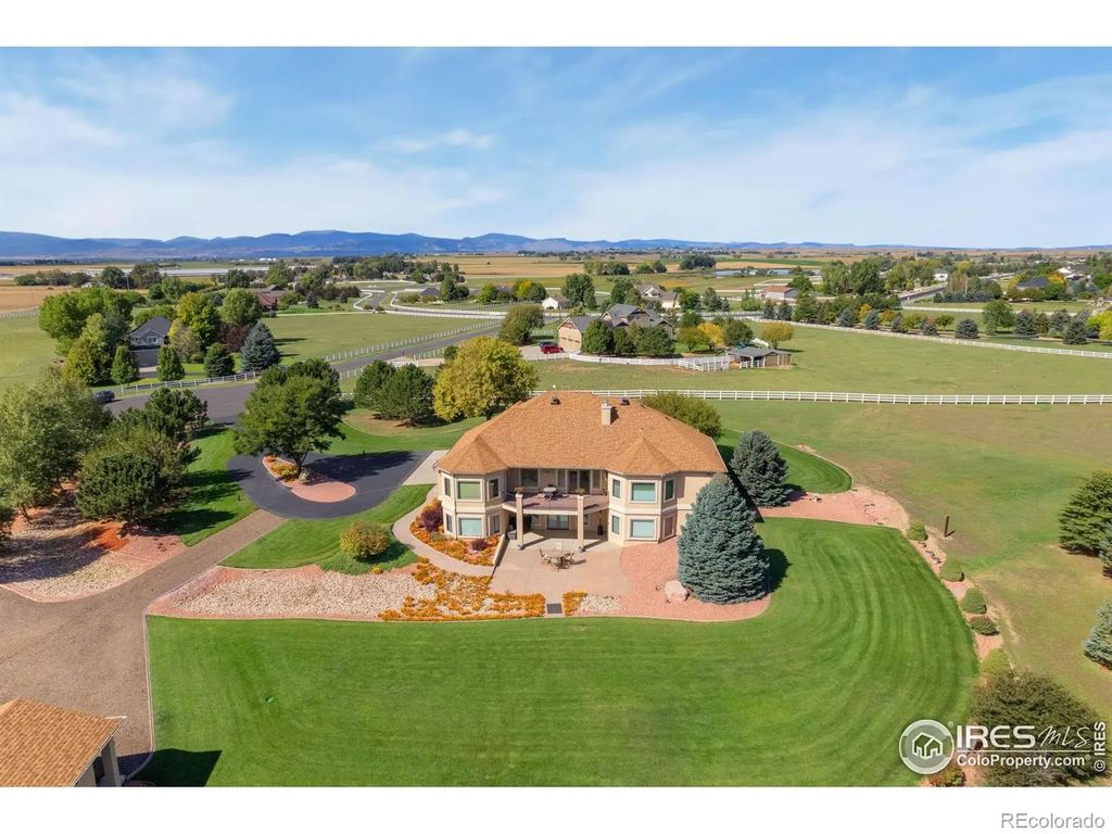 39230 Longs Peak Court, Severance