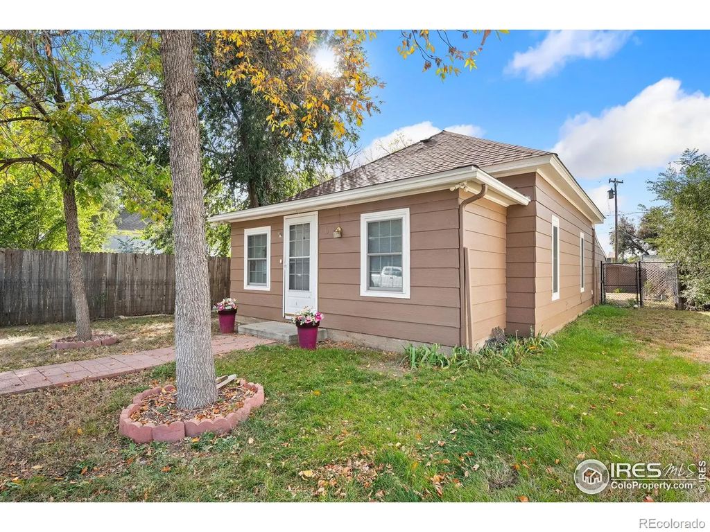 113 S Frances Avenue, Milliken