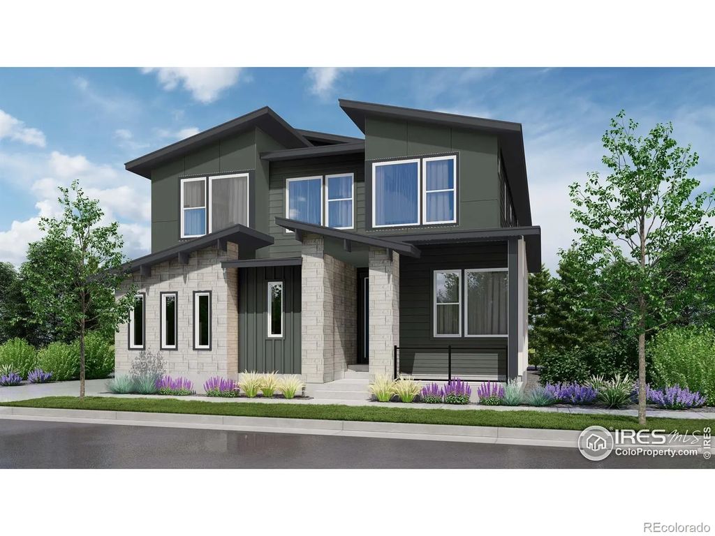 672 Central Park Circle, Superior