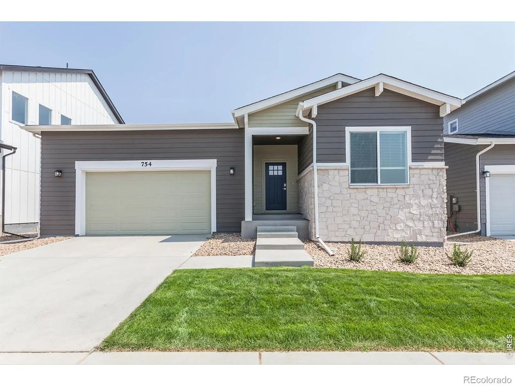 754 Trumpet Court, Windsor
