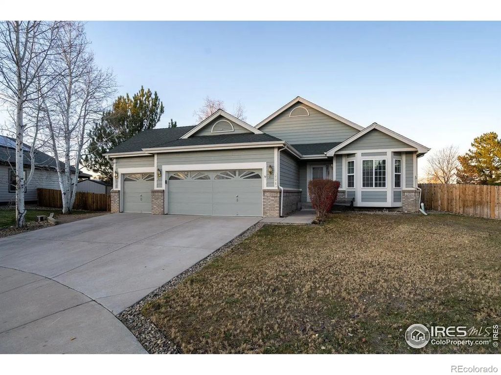 208 Egyptian Court, Fort Collins