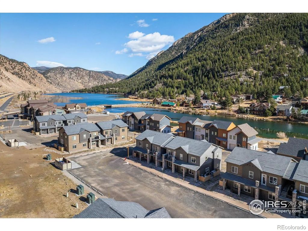 2121 Hummingbird Way 3-201, Georgetown