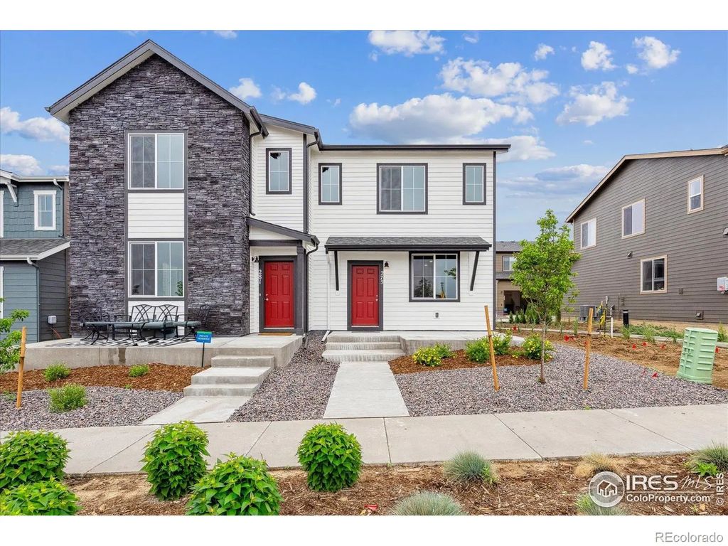 275 Shoveler Way, Johnstown