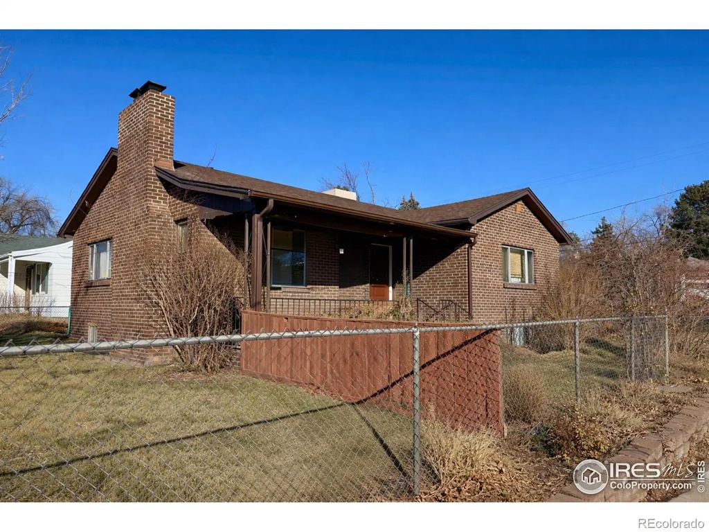 625 E Floyd Avenue, Englewood