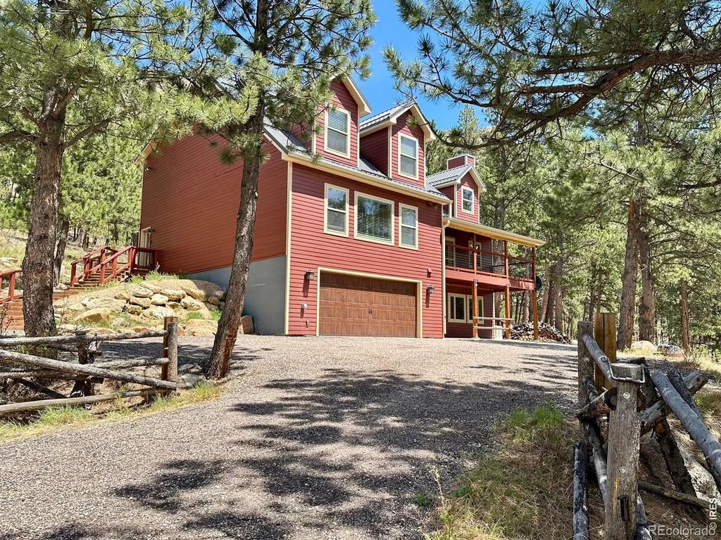 972 Aspen Drive, Lyons
