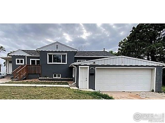609 N Division Avenue A,b, Sterling