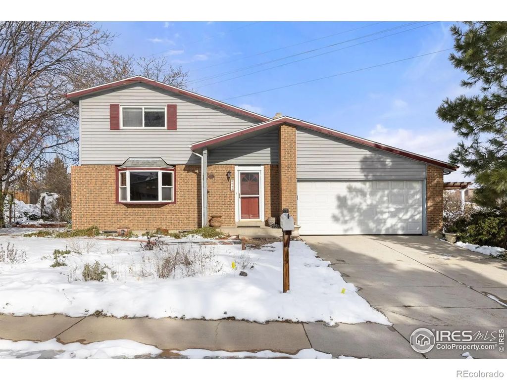 6711 W 111th Place, Westminster