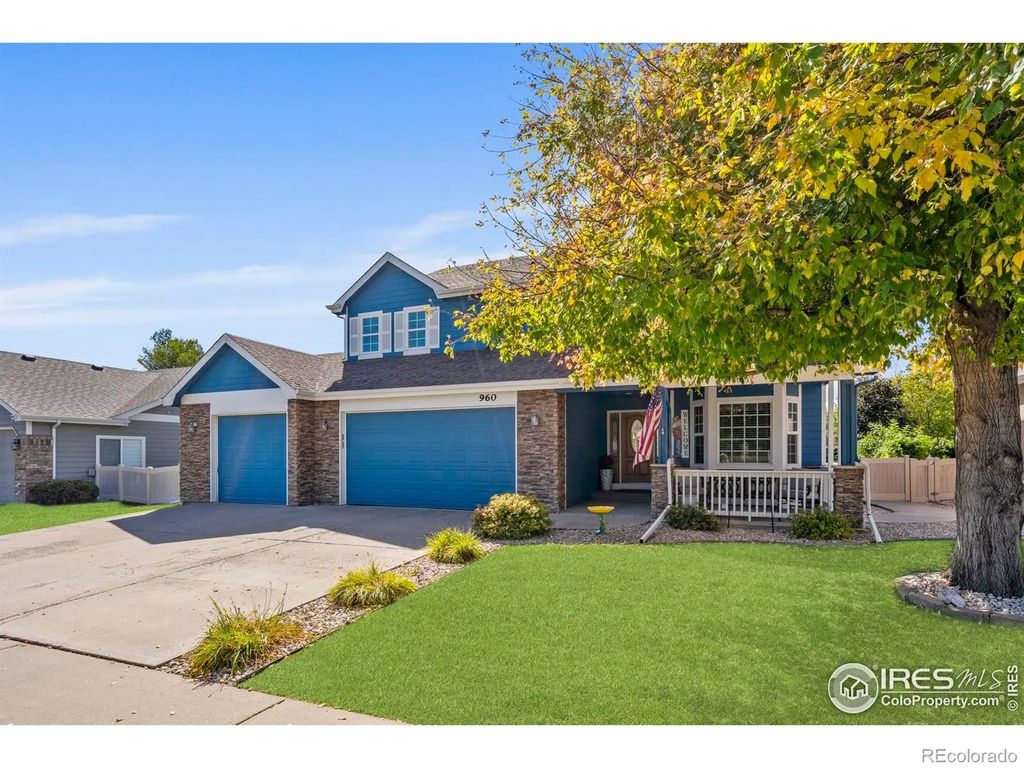 960 Norway Maple Drive, Loveland