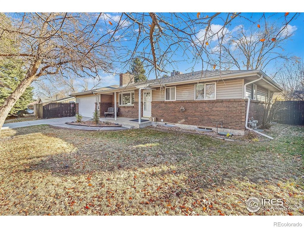 8240 W Evans Place, Lakewood