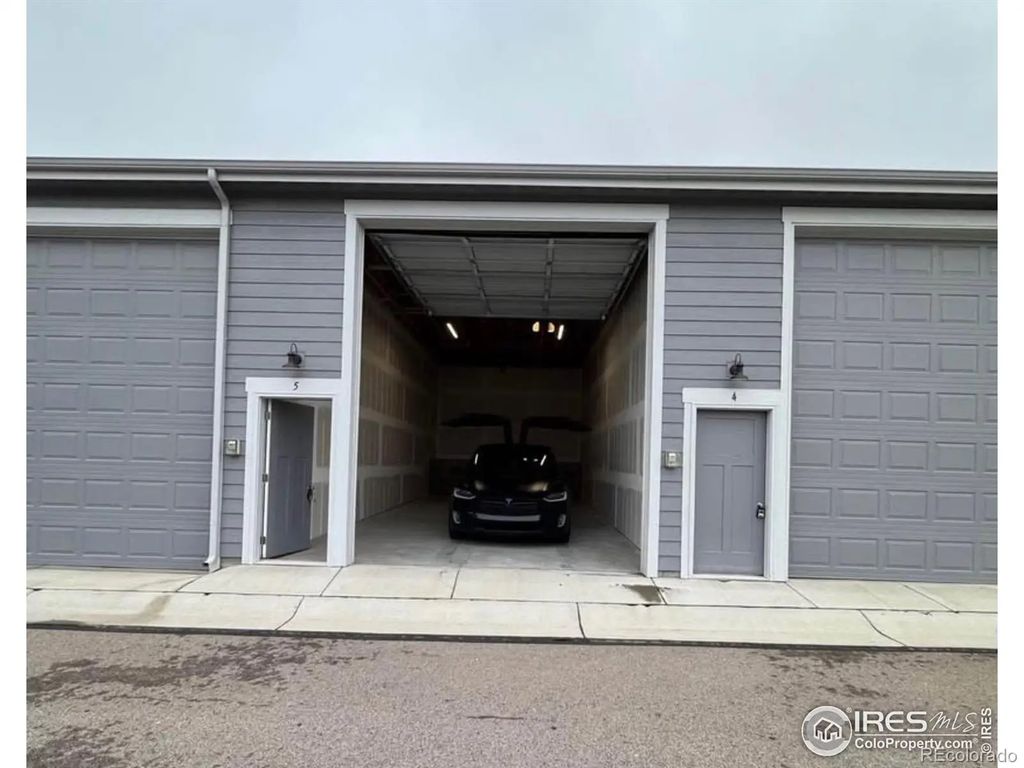 288 E Chestnut Street 2, Windsor