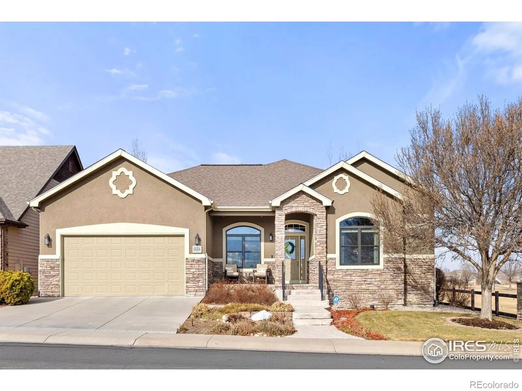 6684 Royal Country Down Drive, Windsor