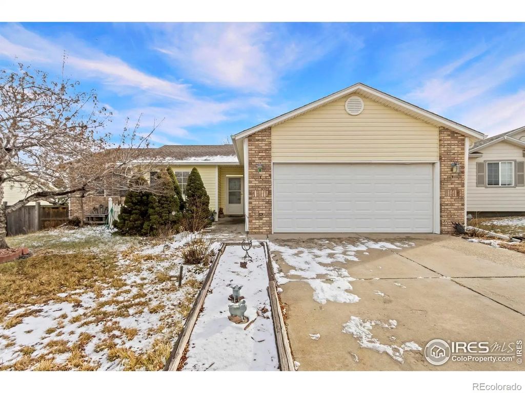 105 Blue Spruce Drive, Severance