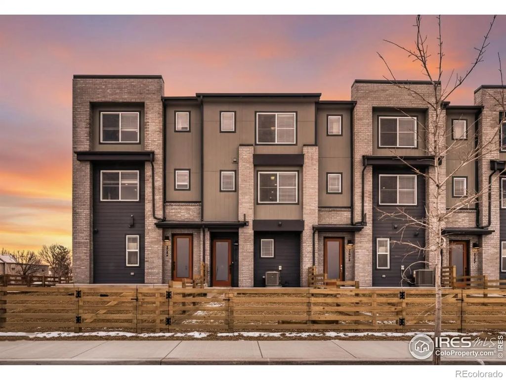 2379 E Suniga Road, Fort Collins