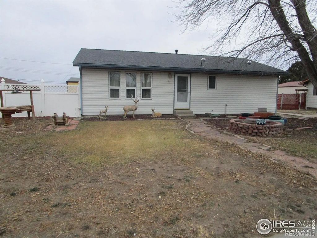 870 13th Street, Burlington