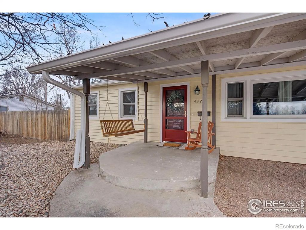 432 25th Ave Ct, Greeley
