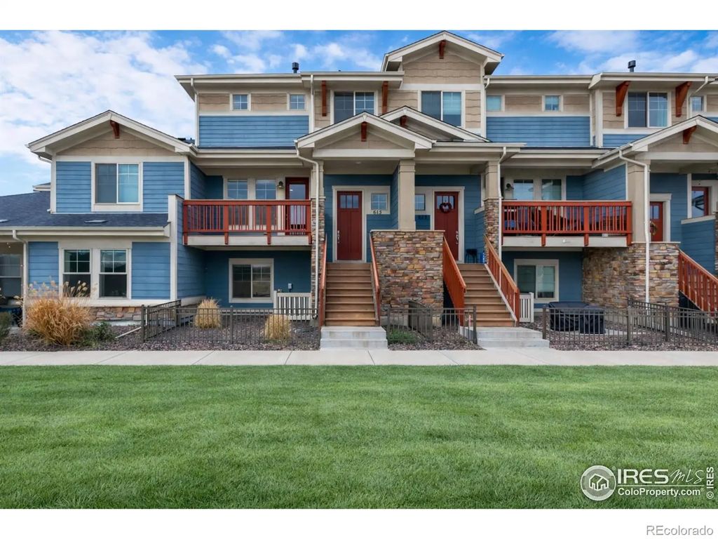 615 Brennan Circle, Erie