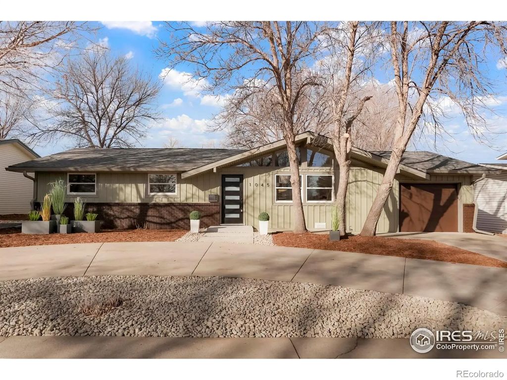 1045 Rose Street, Longmont