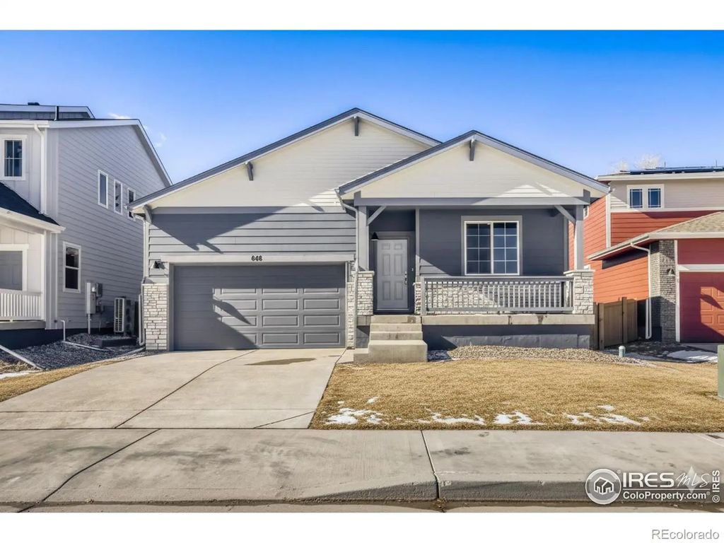 648 Noola Street, Windsor