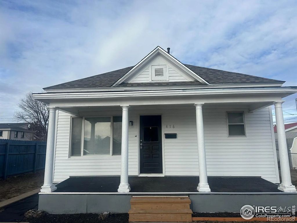 416 Douglas Street, Sterling