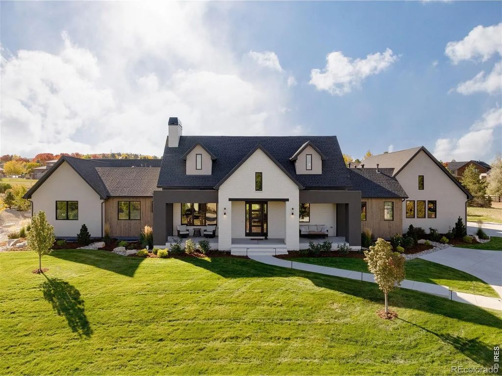 6816 Goldbranch Drive, Niwot