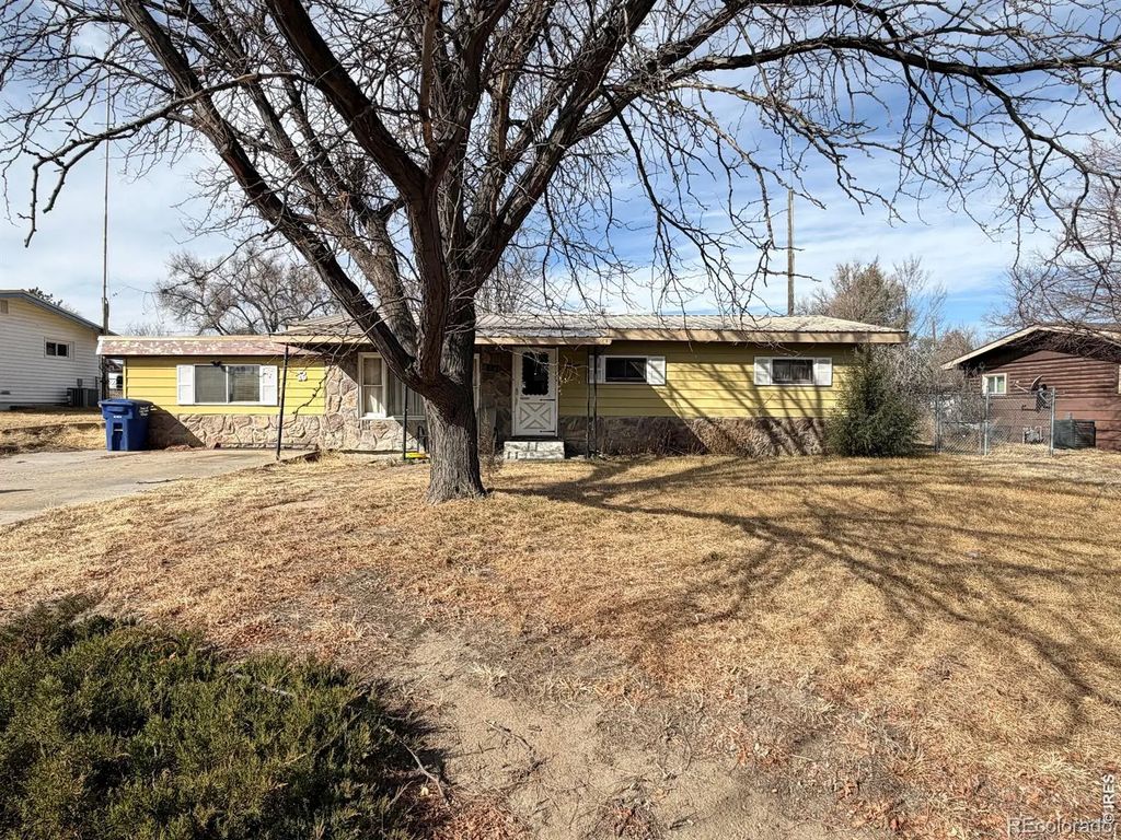 117 Pine Street, Log Lane Village