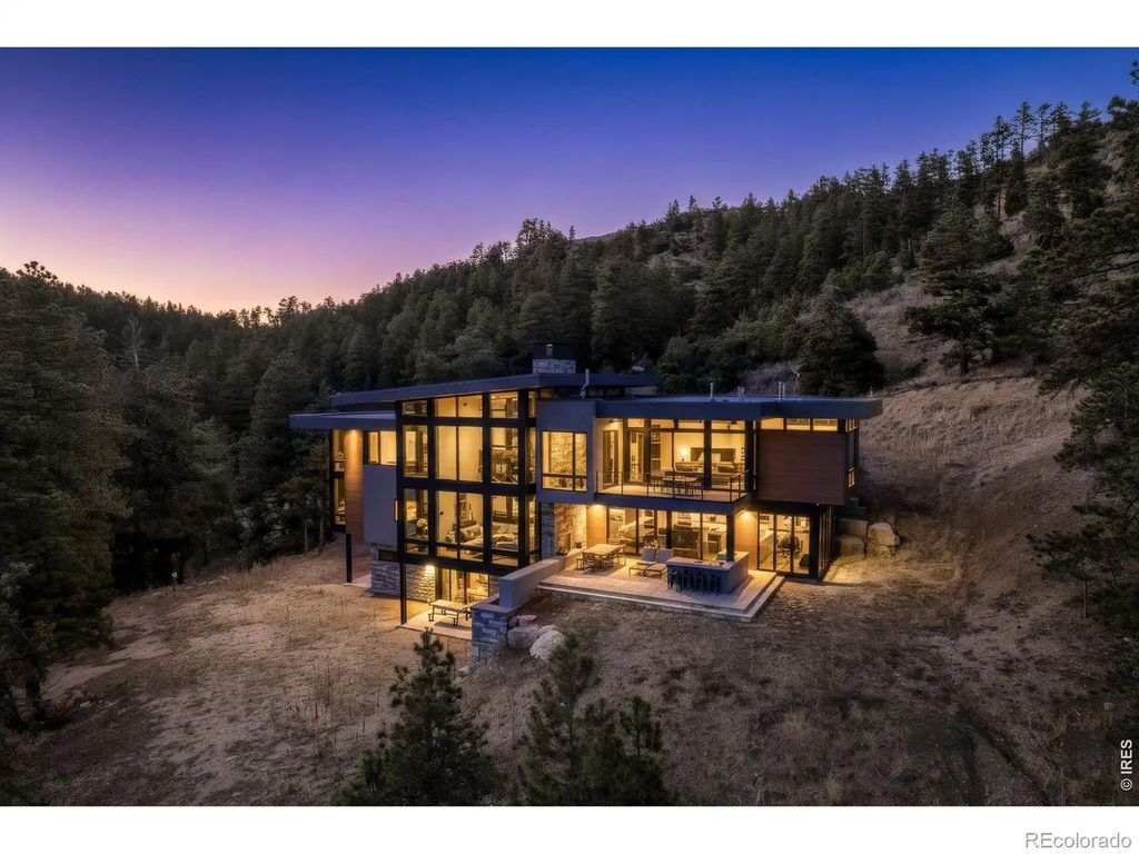 16132 Steller Ridge Road, Loveland