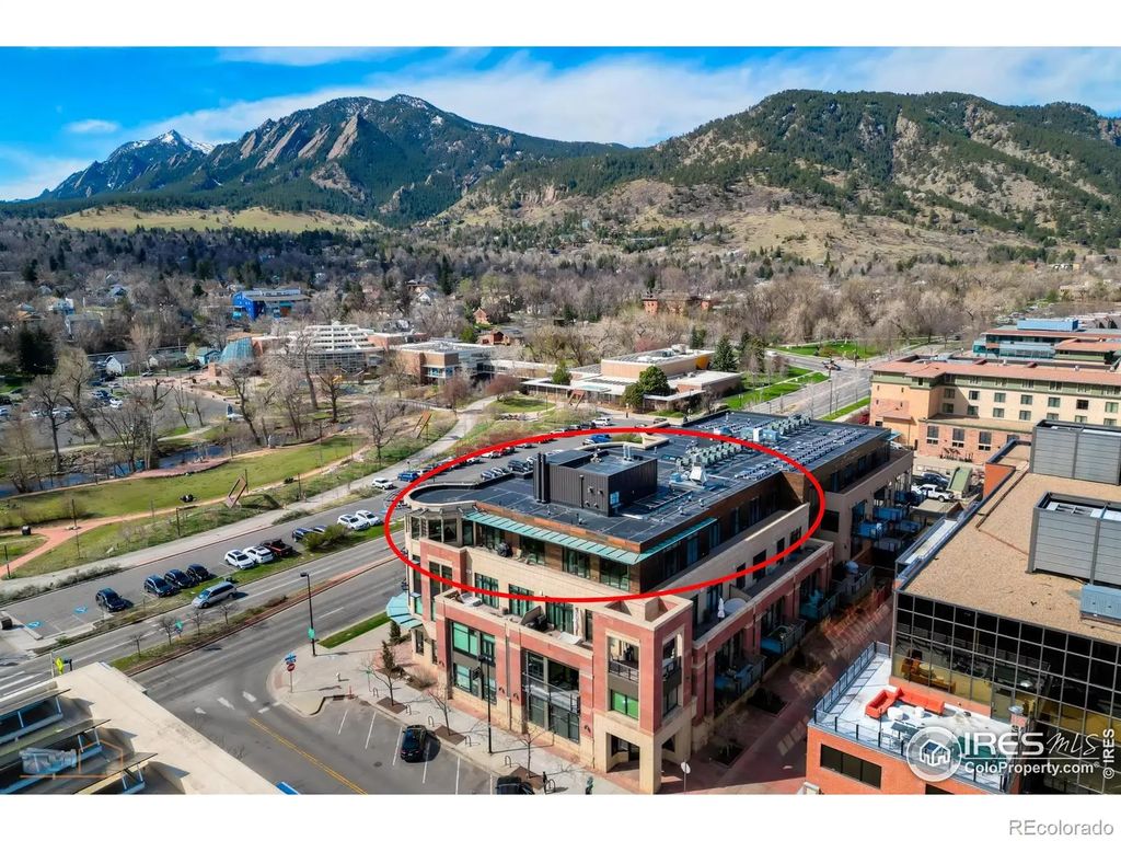 1077 Canyon Boulevard 403, Boulder