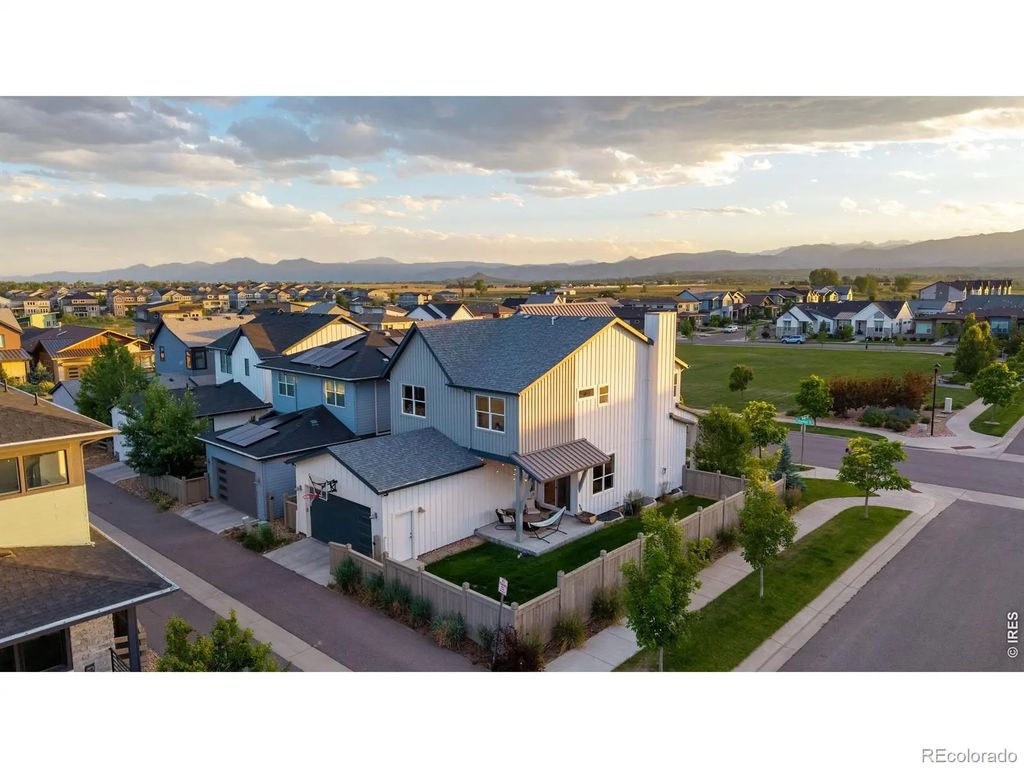 5687 Cottontail Drive, Longmont