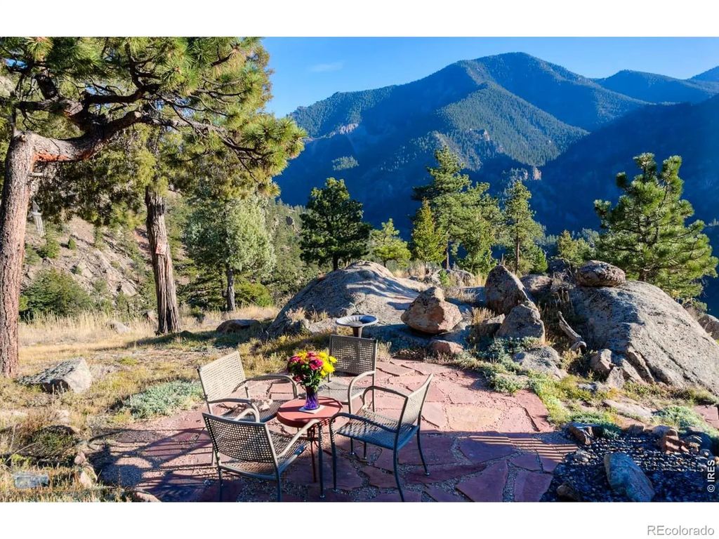 1006 Kneale Road, Eldorado Springs