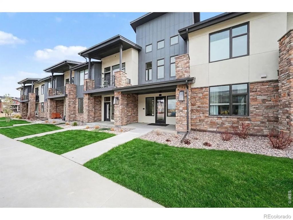 827 Schlagel Street 2, Fort Collins