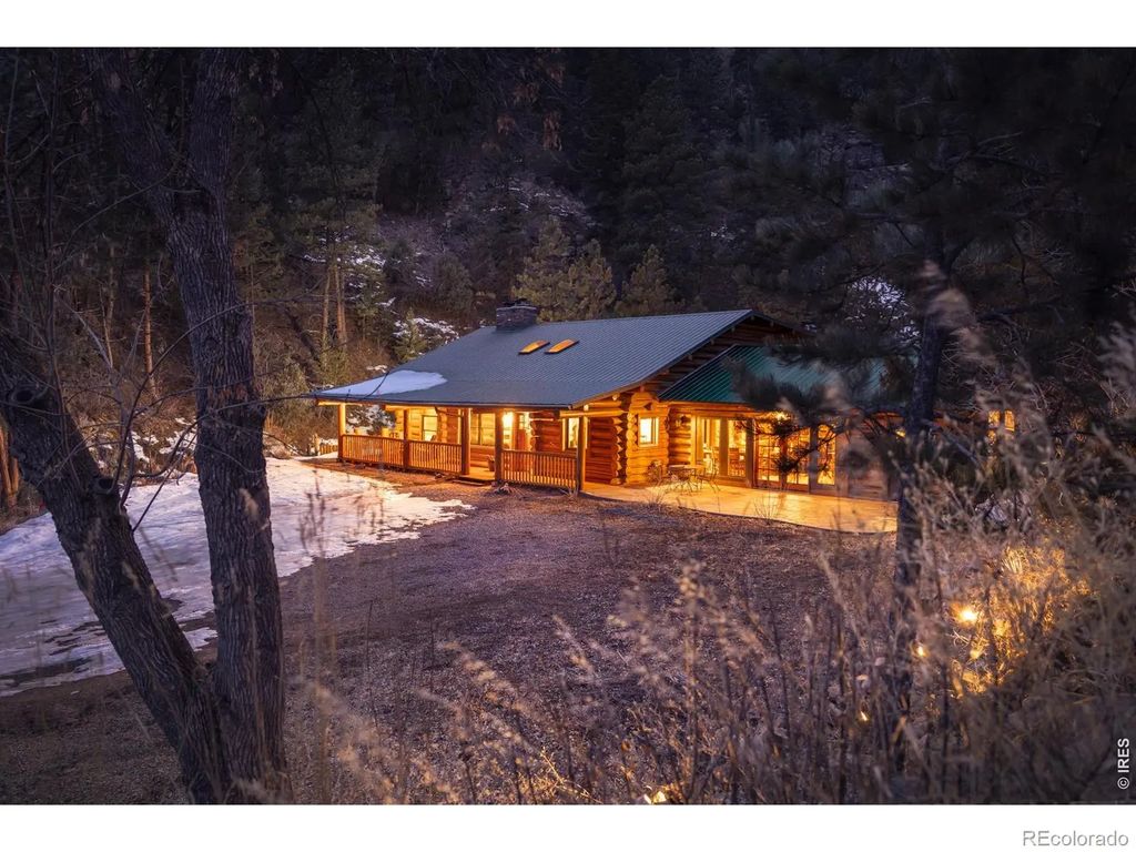 14142 N Saint Vrain Drive, Lyons