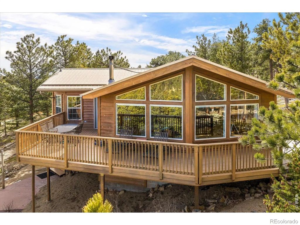 149 Rockledge Circle, Lyons