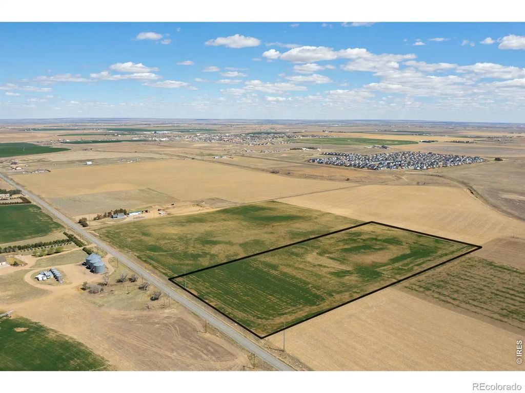 County Road 3, Wiggins