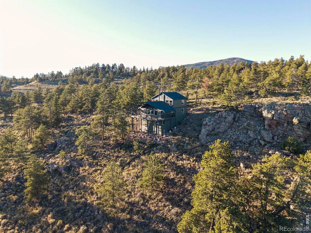 1074 Caddo Road, Red Feather Lakes