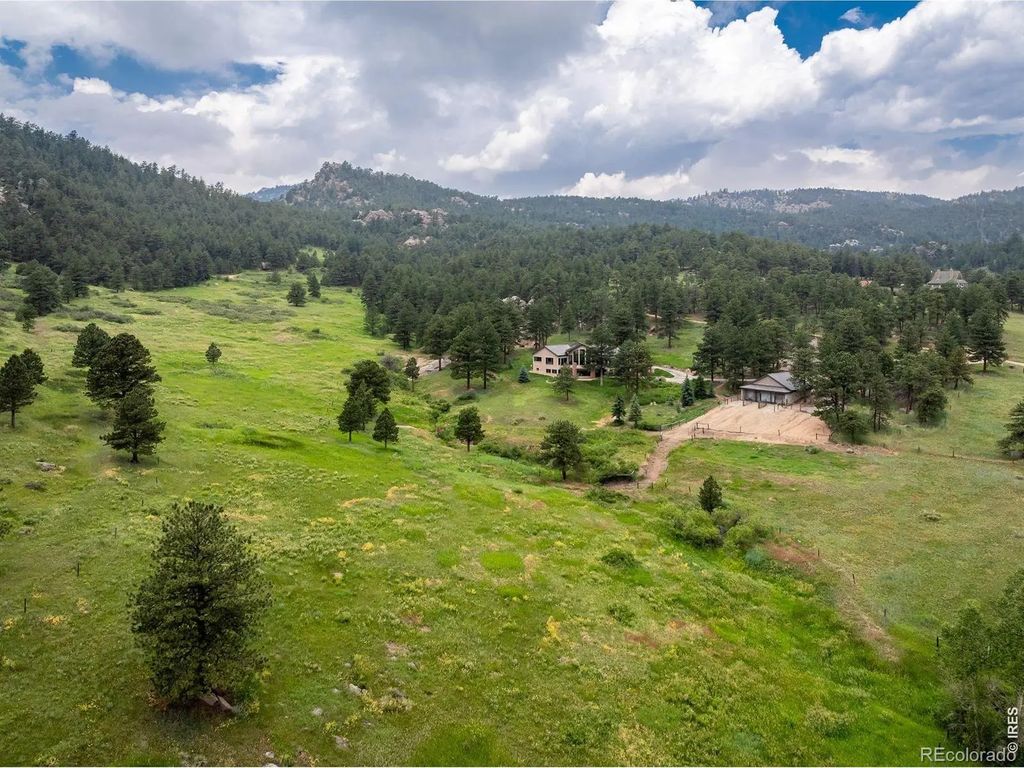 95 Rowell Drive, Lyons