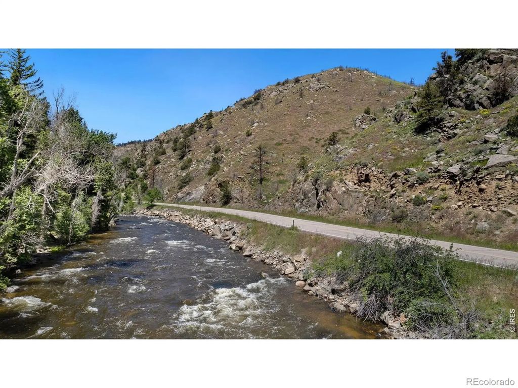 32160 W Highway 14, Bellvue